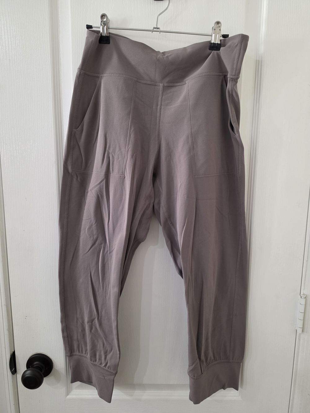 Lululemon Align Cropped Joggers - Mauve / Dusty Purple - Size 8
